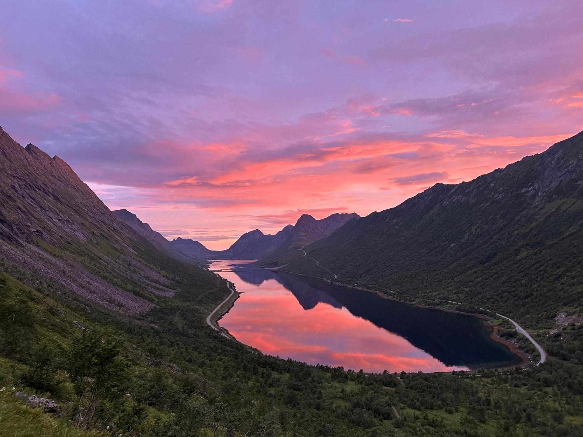 Kaikanten Gryllefjord Bagian luar foto